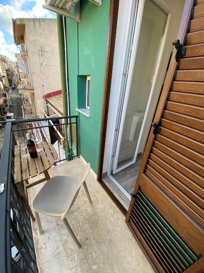 IN CENTRO ROOMS Vicino Cefalù Campofelice Di Roccella Exterior foto