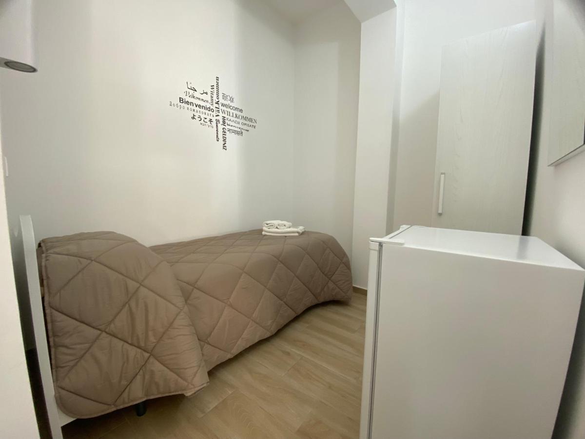IN CENTRO ROOMS Vicino Cefalù Campofelice Di Roccella Exterior foto