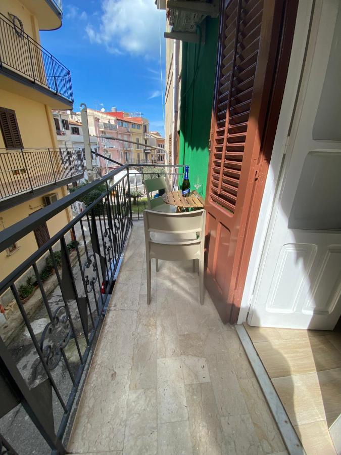 IN CENTRO ROOMS Vicino Cefalù Campofelice Di Roccella Exterior foto